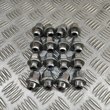 TOYOTA YARIS CROSS XP210 Radschraubensatz 16 St�ck 90942-01033 2023 32001991