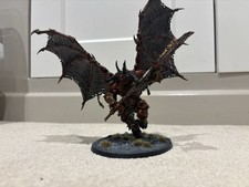 Warhammer 40k Bloodthirster Chaos Daemons of Khorne Miniatur - bemalt