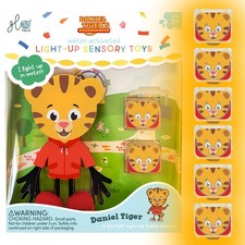 Glo Pals x Daniel Tiger's Neighborhood Water-Activated Bath Toy with 6 Reusable