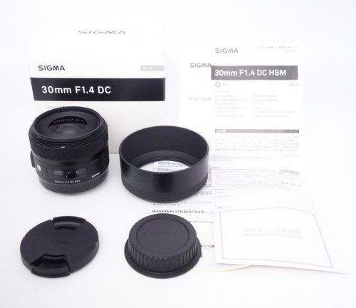 Sigma Contemporary 30mm F1.4 DC HSM Lends for Canon EF-S #0006