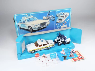 MATCHBOX - Super Kings - K-66 - Jaguar XJ 12 UK Police - En boite - Photo 1/4