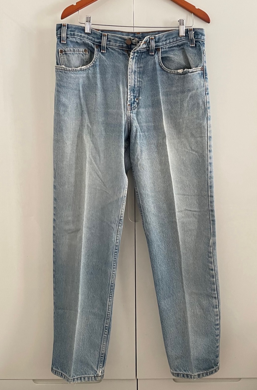 Men's Kirkland Signature Blue Denim Jeans Size 34 x 32 Gem