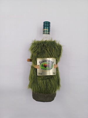 Zubrowka Bison Gras Vodka 37,5% 0,7l Flasche Limited Edition mit Gras Hülle