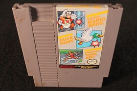 Nintendo Super Mario Bros Duck Hunt World Class Track Meet NES vintage game 1990