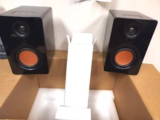 Mitchell Acoustics uStream One True Wireless Stereo Bluetooth Speaker Set