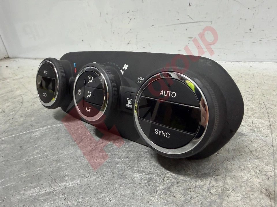 JEEP RENEGADE TRAILHAWK 15-18 AIR CON A/C HEATER PANEL CONTOLS 07356577940 - Image 2 of 4