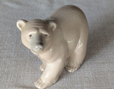 Vintage Retired Lladro Porcelain Figurine "Attentive Walking Brown Bear" 1972