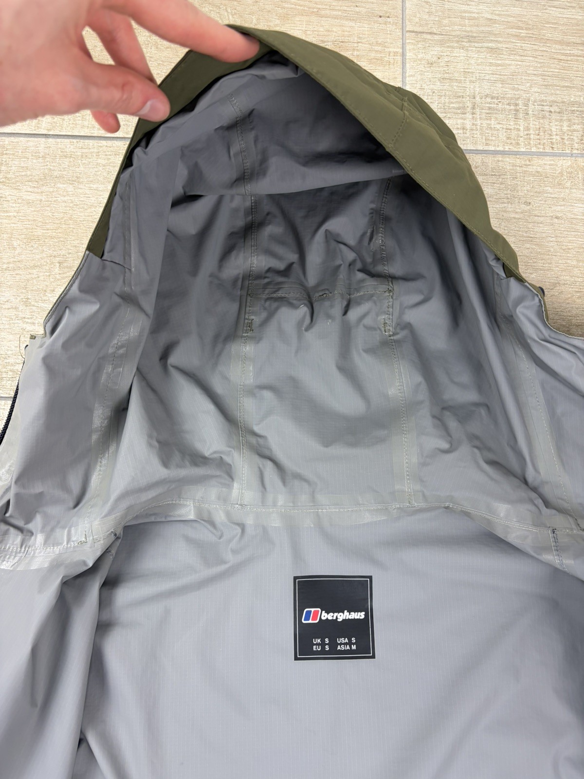 Berghaus Hydroshell Waterproof Jacket Size S Navy… - image 10
