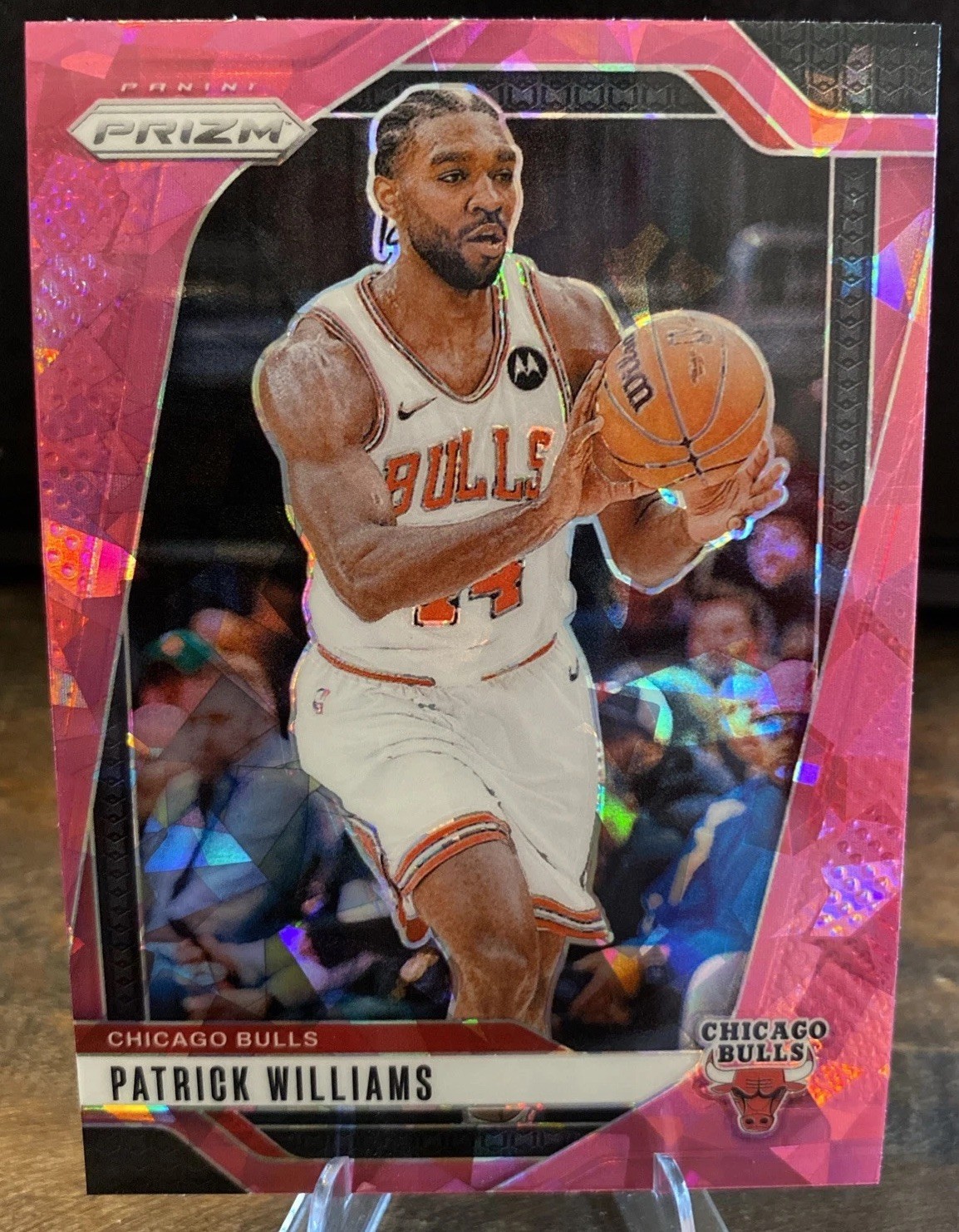 2024-25 Panini Prizm Patrick Williams #68 Pink Cracked Ice Prizm Bulls