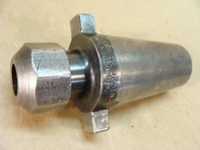 Universal Engineering KWIK-SWITCH 300 series 80319 Y collet chuck holder D