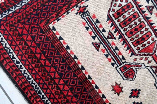Handmade antique Afghan Balucch prayer rug 2.8'x4.2' (86cm x 129cm) 1910s- 1C975 - Picture 7 of 11