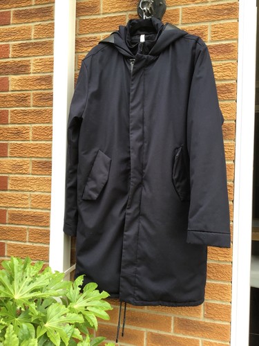 PARKA ACOLCHADA WATER REPELLENT - Negro | ZARA España