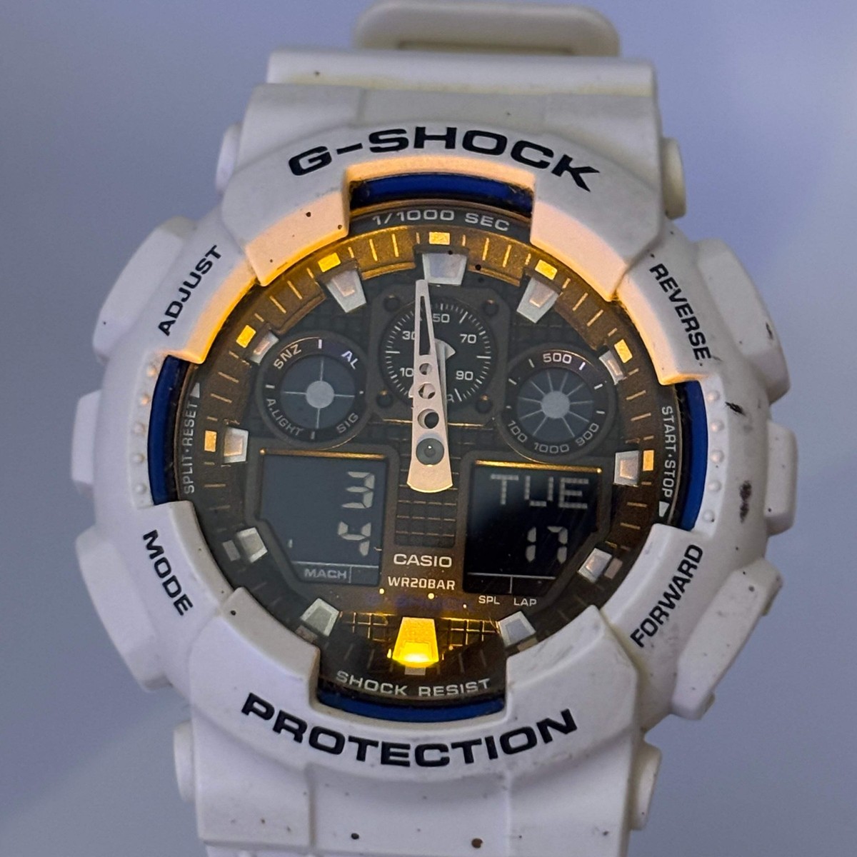 CASIO G-SHOCK GA-100B Quartz There is dirt Water resistant to 20 