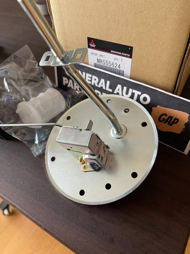 Genuine MITSUBISHI OEM LANCER EVO5 EVO6 CP9A Fuel Tankh Gauger Unit MR555624 - 第 6/11 張圖片