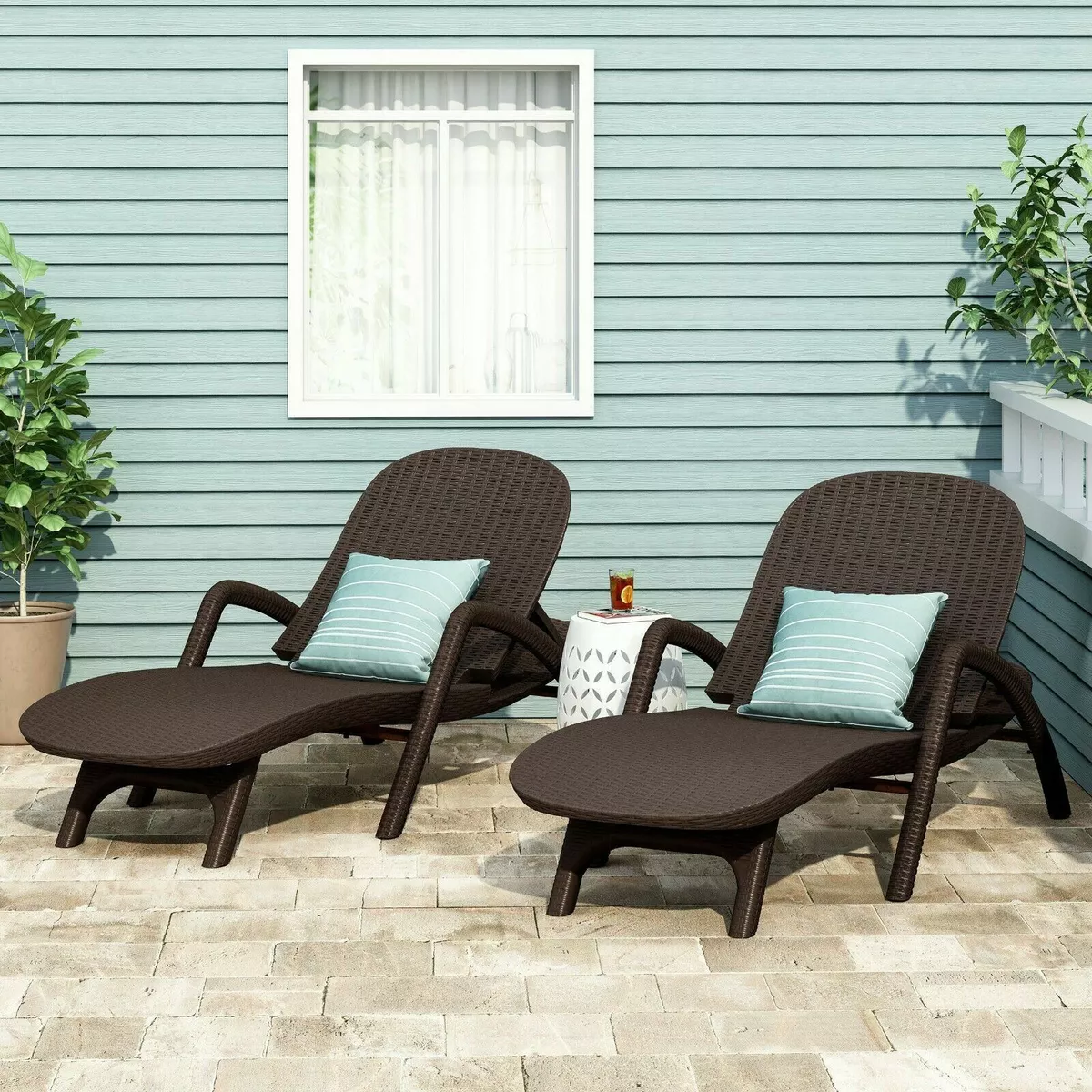 Faux wicker chaise lounge hot sale