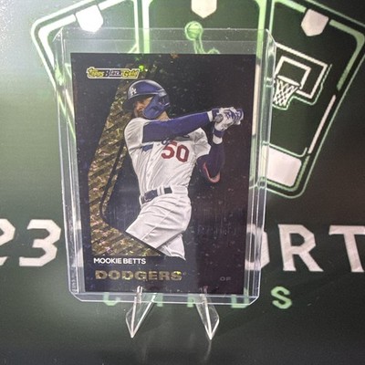 Topps 2022 Black Gold Mookie Betts Dodgers BG-28 Insert Serial #146/299