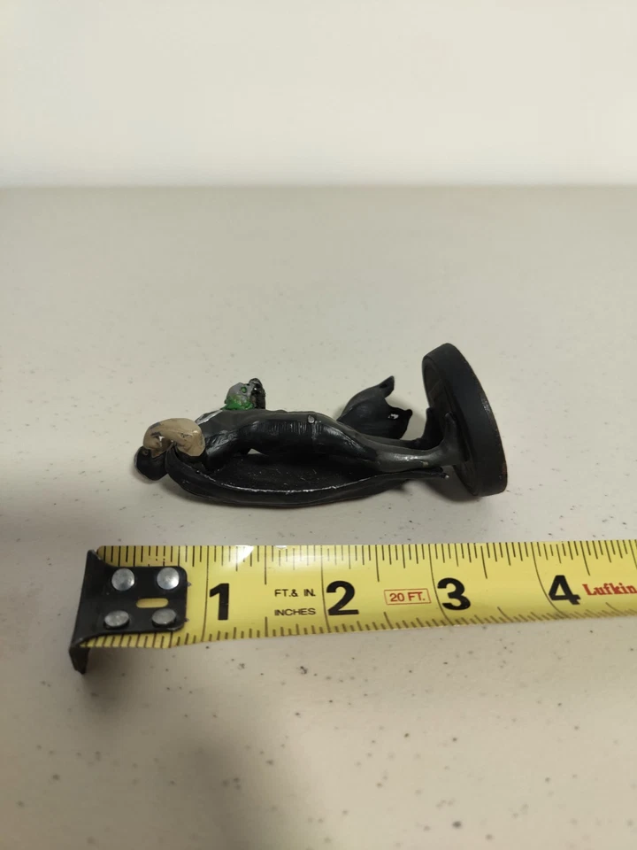 Estatueta de chumbo Eaglemoss DC Blackest Night Black Hand #1 pintada à mão - Imagem 4 de 4