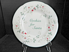 Pfaltzgraff WINTERBERRY PLATE COOKIES FOR SANTA 9” New In Box
