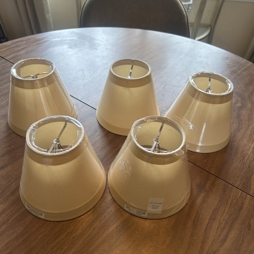 Juego de 5 tonos de araña cónicos Pottery Barn clip beige campana neutra - Imagen 2 de 18