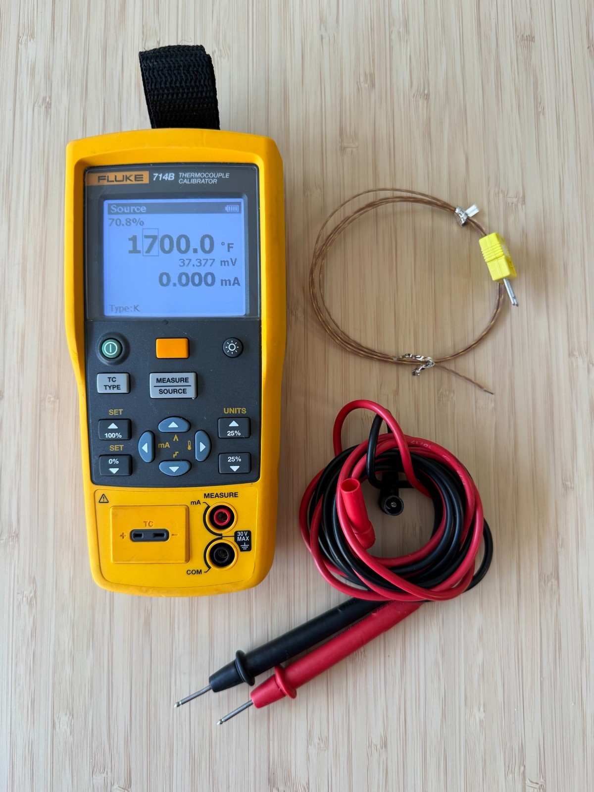 Fluke 714B Thermocouple Calibrator w/ Leads & Type K Probe Fully Tested Working