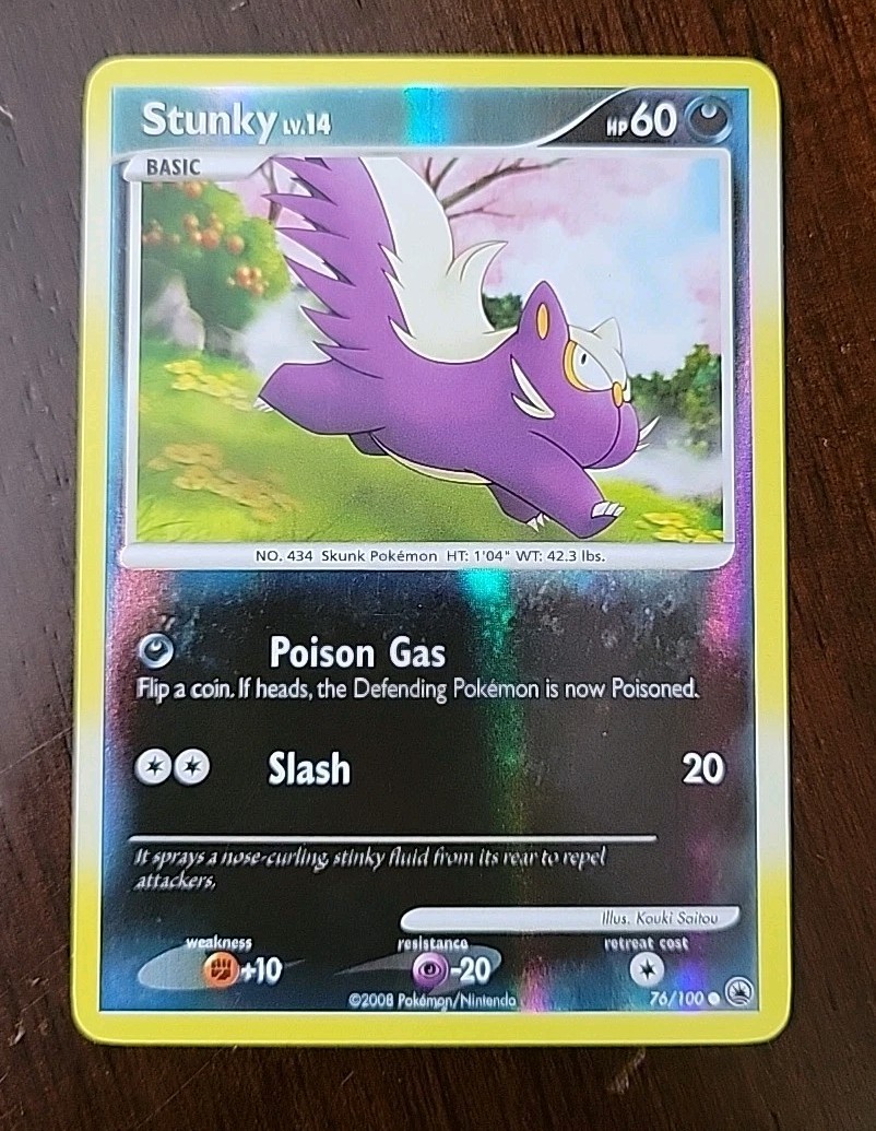 NM! Pokemon Majestic Dawn Reverse Holo 2008 Stunky 76/100