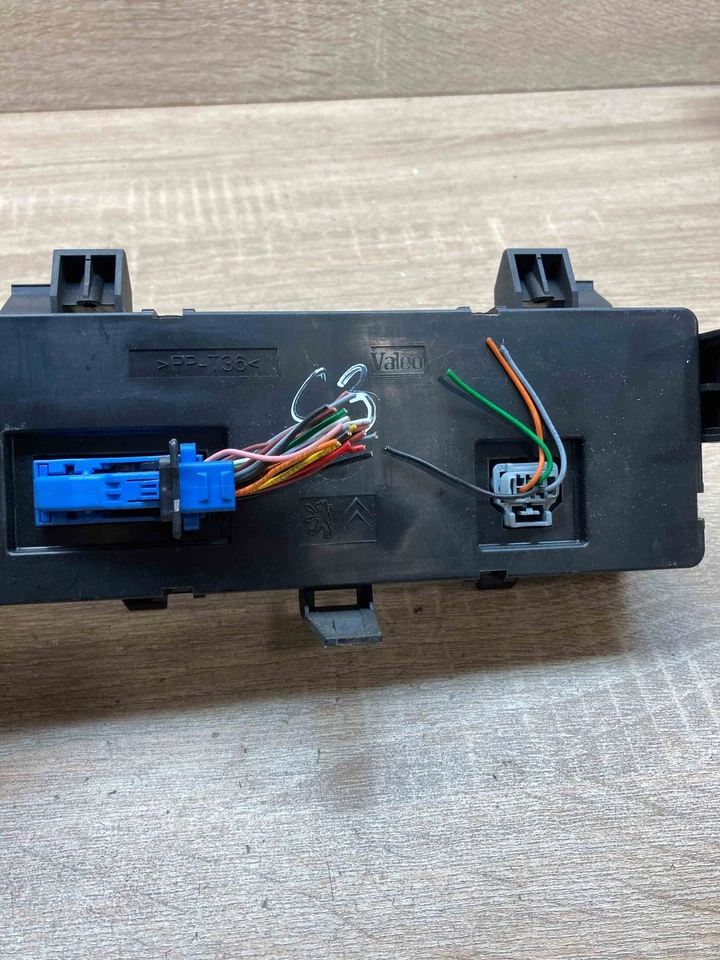 96377774XT  Citroen  AC AIR Conditioning  CONTROL Climate   Valeo - Image 4 of 4