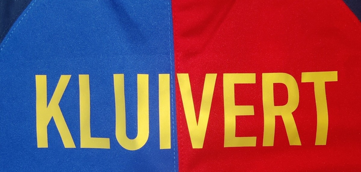 FCバルセロナ KLUIVERT 9 デッドストック FC Barcelona 1999/2000 Home Kluivert #9 Jersey Retro