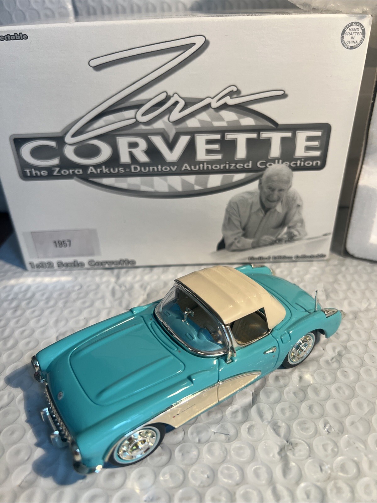 1:32 1957 CORVETTE ZORA ARKUS-DUNTOV AUTHORIZED COLLECTION BY ACTION W/BOX