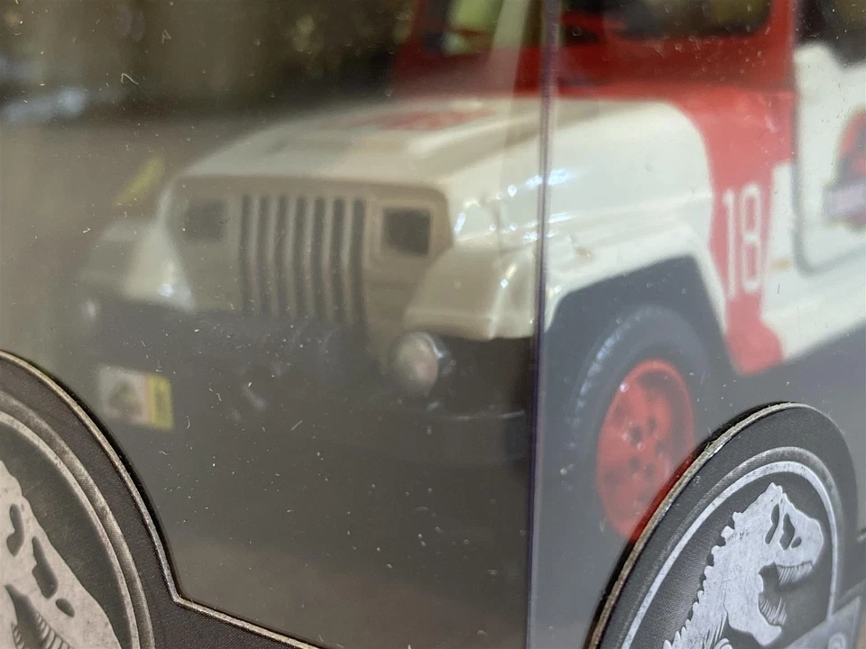 Jurassic World Jeep Wrangler 1:32 Scale Jada 2019 - Image 3 of 4