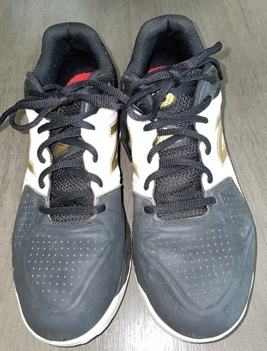 Sz. 9B. Softball TURF SHOES 