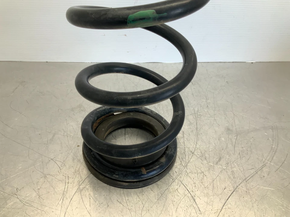 Оригинальная правая или левая задняя пружина подвески для Nissan Armada 2008-2015 годов выпуска - Изображение 2 из 4