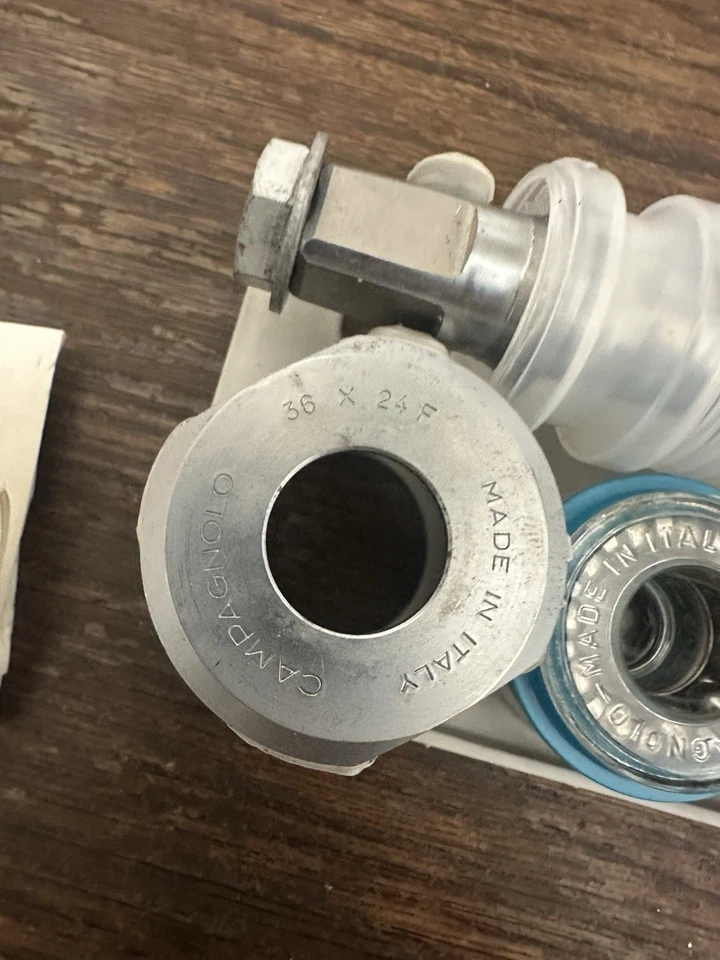 Vintage NOS NIB Campagnolo Chorus 70ss Bottom Bracket Italian Thread 111mm - Image 4 of 4