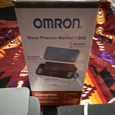 Omron Complete BP7900 Upper Arm Blood Pressure Monitor EKG Bluetooth Digital