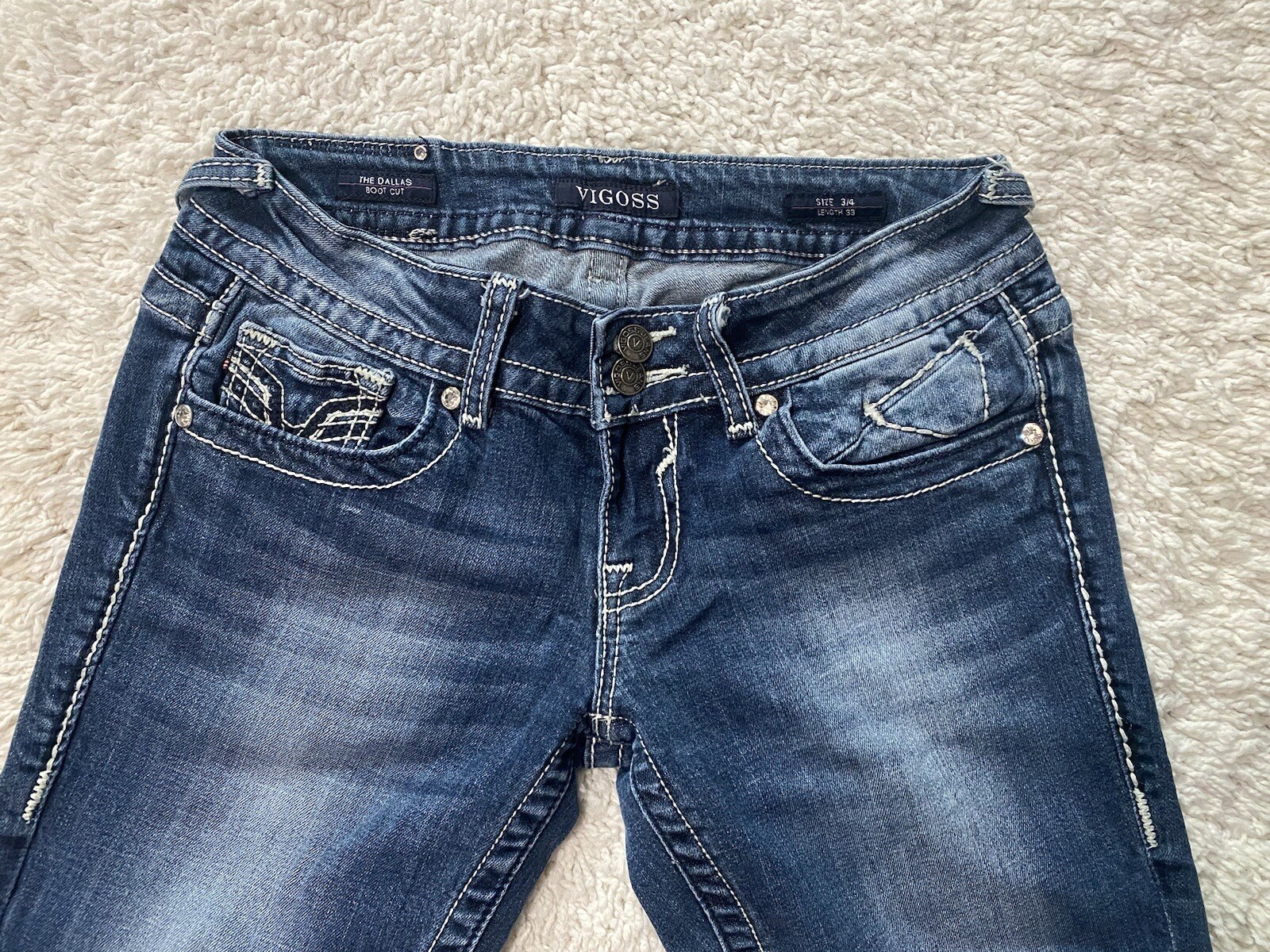 Vigoss women jeans  The Dallas Bootcut size 3 /4 Dark Wash Blue color