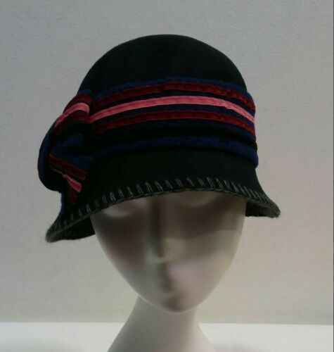 Yutdeng Moda Berretto Donna Inverno Elegante Fiori Beret Cappello Cappello Classico Invernale con Visiera Feltro di Lana Cappello Tinta Unita per Viaggio Vacanza Tempo Libero,Cachi