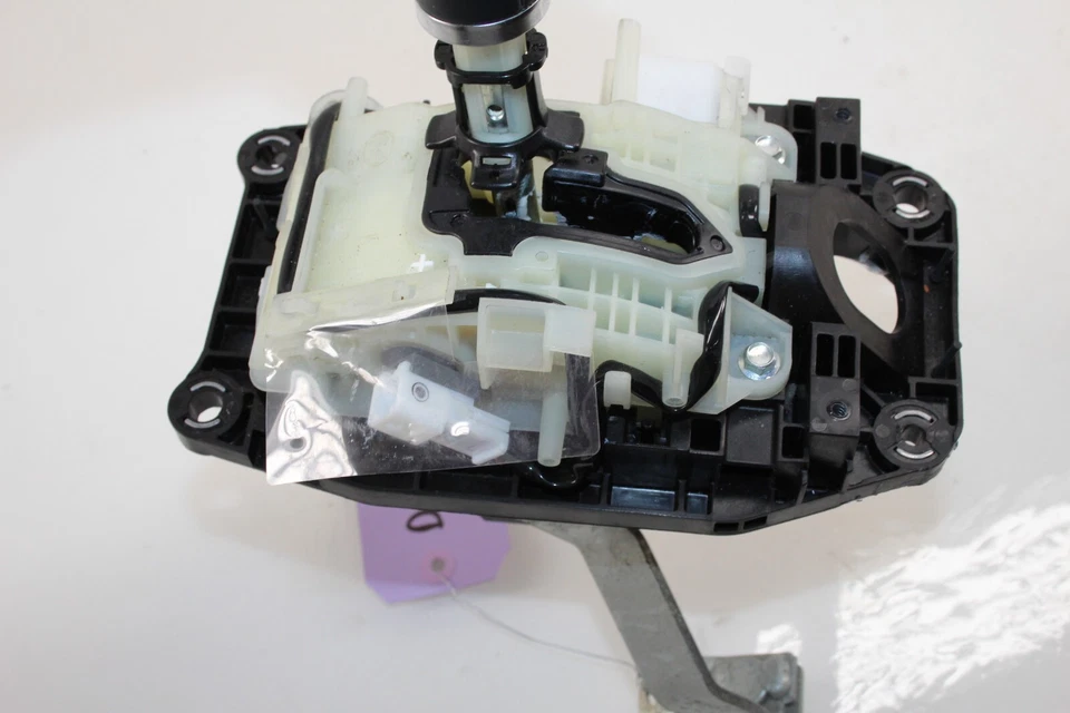 2016 Mazda MX-5 Miata Automatic Shifter Assembly OEM DG57 - Image 4 of 4