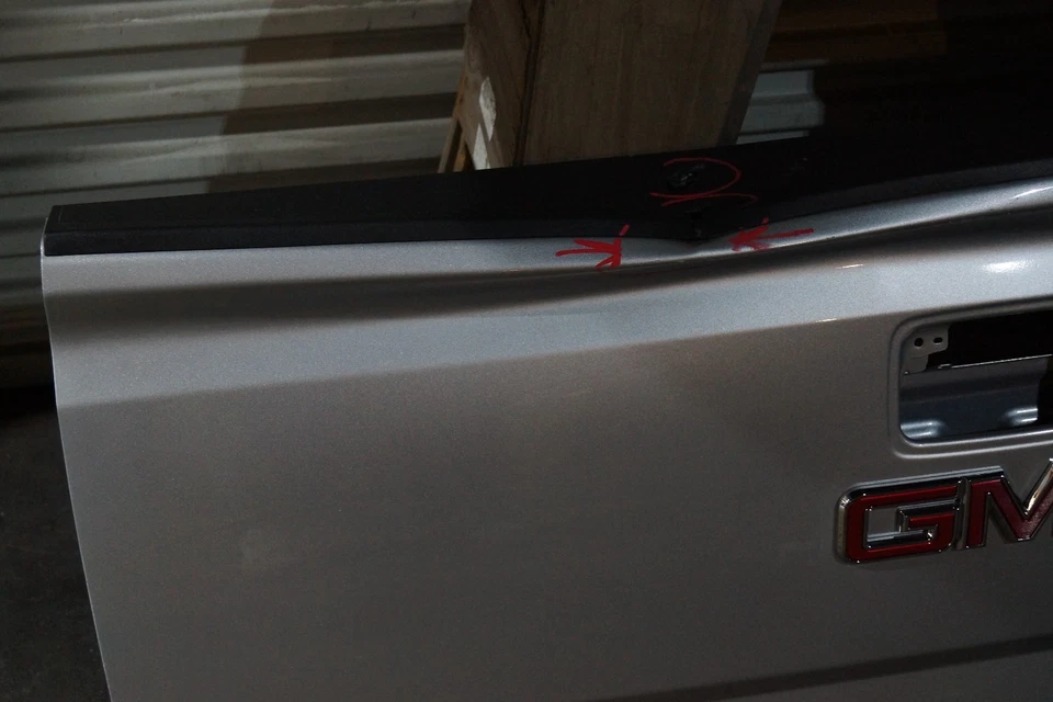 GMC SIERRA 2014 2015 2016 2017 2018 puerta trasera puerta trasera OEM Foto 3 de 4