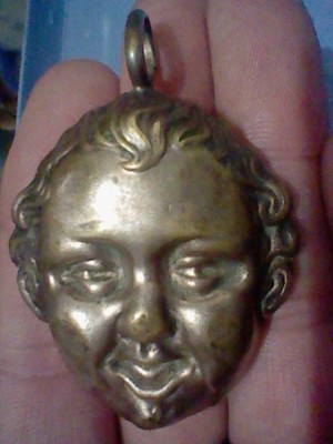 RATTLE VERY OLD ANGEL FACE SONAJERO SONAJA ANTIGUO HOJALATA TIN