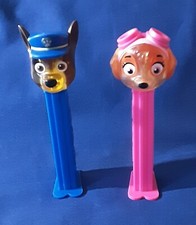 2x Nickelodeon Paw Patrol Crystal PEZ Dispensers 2021 Blue Chase 2021 Pink Skye