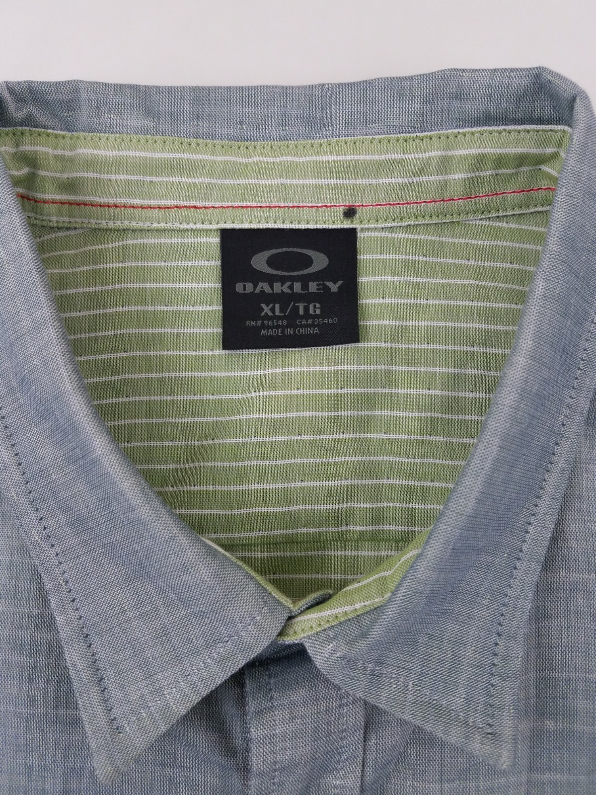 Oakley Blue Green Solid Chambray Long Sleeve Cott… - image 2