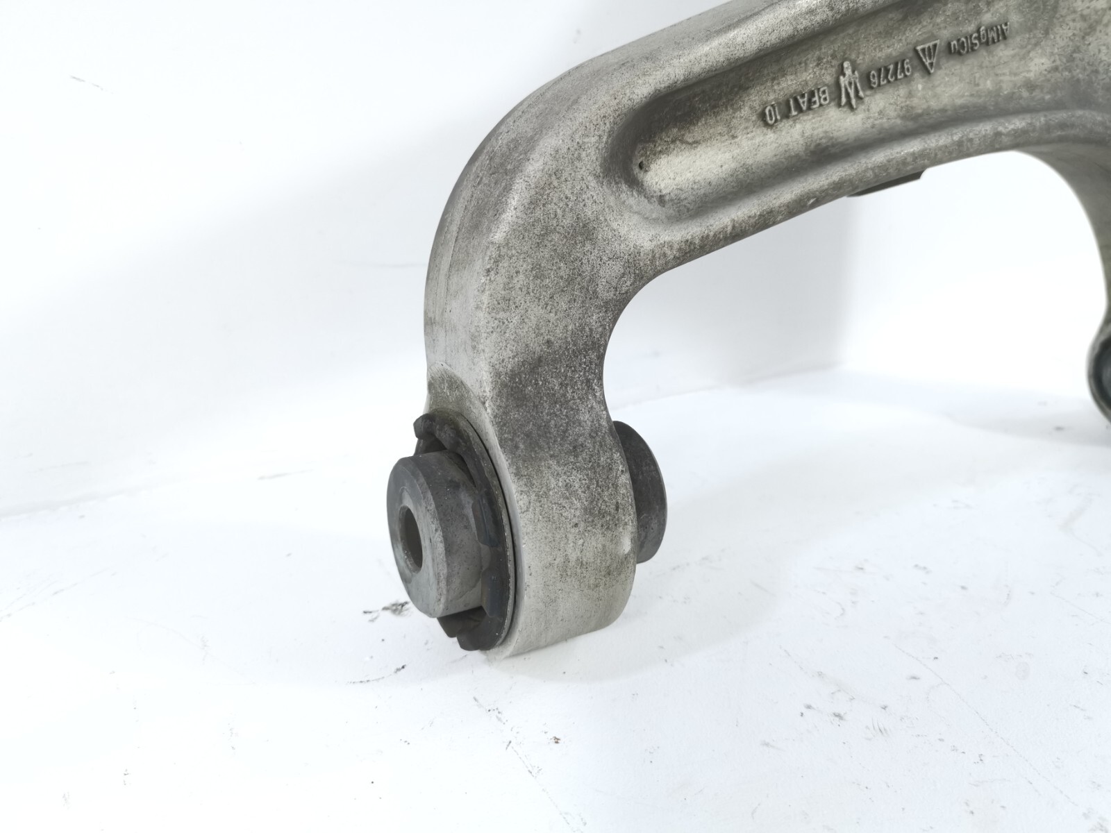 14-19 MASERATI QUATTROPORTE S Q4 FRONT RIGHT PASSENGER CONTROL ARM 06701078010