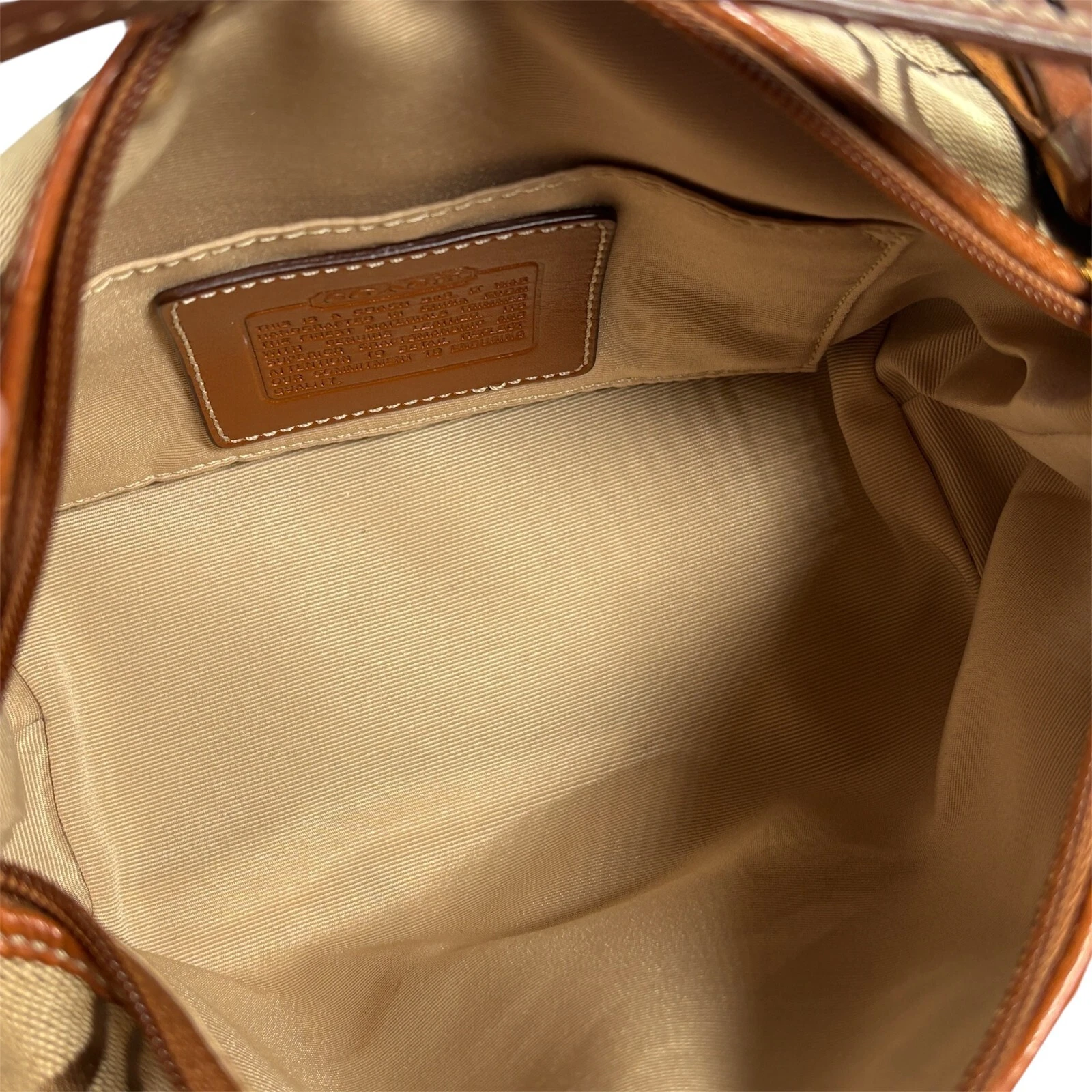 Borsa hobo vintage Coach autentica firma C marrone a righe con nappa e chiusura zip