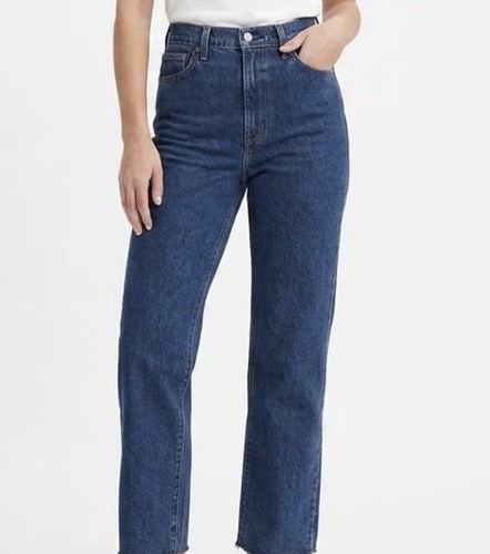 Abercrombie & Fitch The 90s Straight Jeans Ultra High Rise 28 R NWOT MedWash