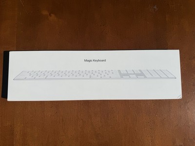 Apple Magic Keyboard w/ Numeric Keypad Wireless - Silver/White MXCJ3LL/A / A1843