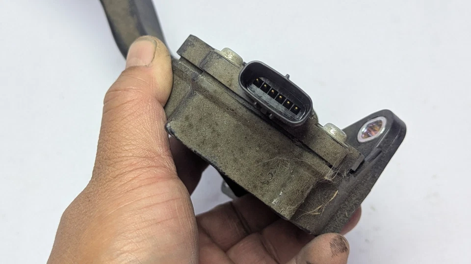 2007-2011 丰田凯美瑞燃气踏板油门加速器旅行传感器 78108010 — 第 4/4 张图片