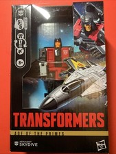 Transformers Age of the Primes Deluxe Class Skydive Action Figure