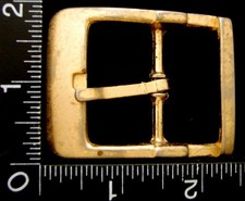 LL12126 VINTAGE GOLDTONE CUT-OUT DESIGN TONGUE TYPE BELT BUCKLE