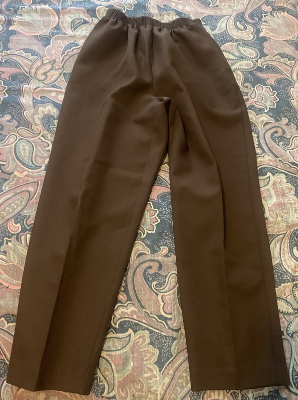 Alfred Dunner Dress Pants Womens 8P Brown Pull On Elastic Waist Straight Leg
