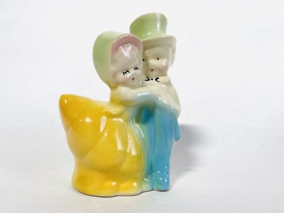 Vintage Boy and Girl Planter Pastel Colors Top Hat Bonnet ~ 5.5''