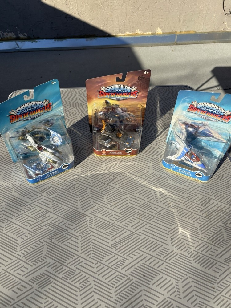Skylanders Vehicles 2 Sky Vehicles 1 Land Vehicle Bundle (Superchargers)